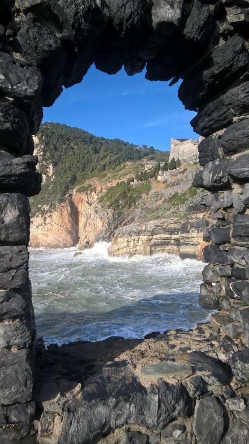 Appartamento Il Golfo Dei Poeti E 5 Terre A 2 Passi 斯培西亚 外观 照片