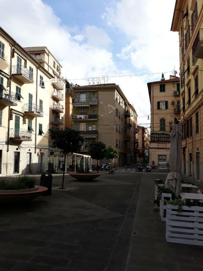 Appartamento Il Golfo Dei Poeti E 5 Terre A 2 Passi 斯培西亚 外观 照片