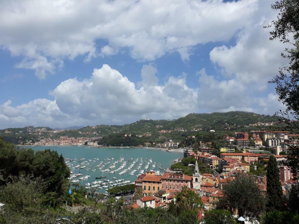 Appartamento Il Golfo Dei Poeti E 5 Terre A 2 Passi 斯培西亚 外观 照片